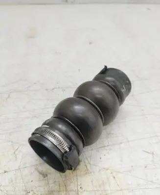 Intercooler hose/pipe