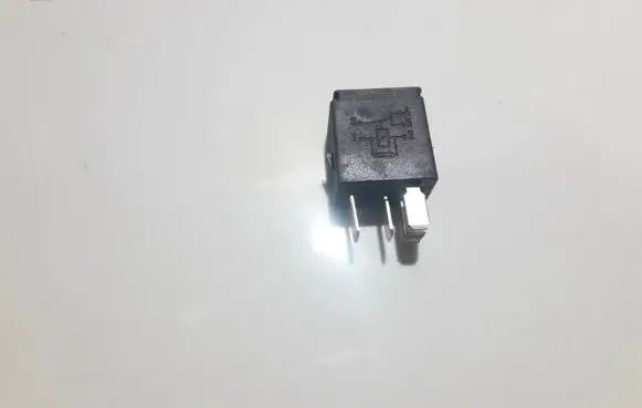 Nissan Almera Tino Other relay 252309f905