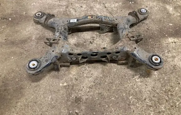 Mercedes-Benz ML W164 Rear subframe 1643500132 A1643500132