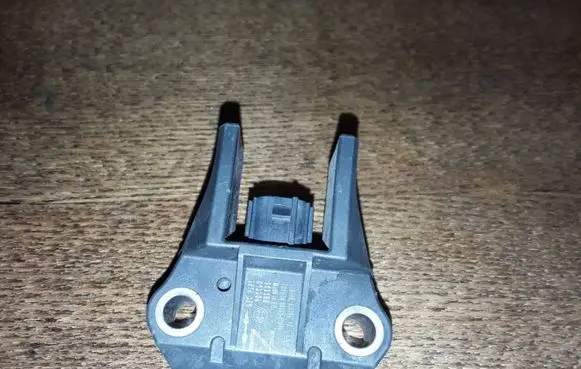 Lexus IS 220D-250-350 Airbag deployment crash/impact sensor 8917353040