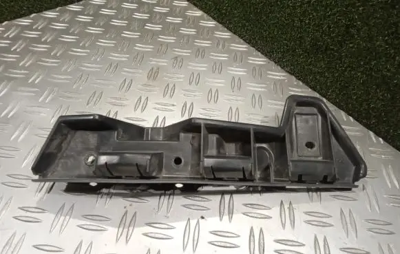Opel Movano B Front bumper mounting bracket 620430006R