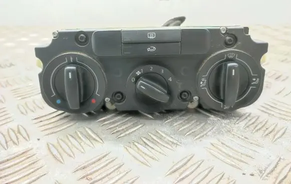 Volkswagen Caddy Climate control unit