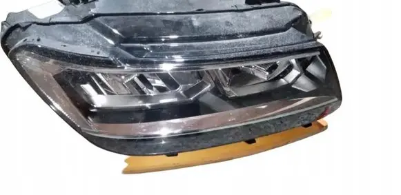 Volkswagen Tiguan Headlight/headlamp 5NB941036E