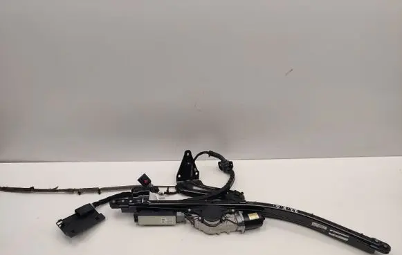 Chrysler Pacifica Sliding door motor 68186017AHA 68225094AE 5926743AH