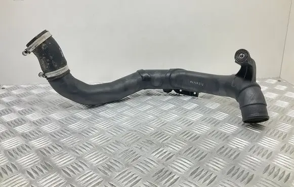 Intercooler hose/pipe