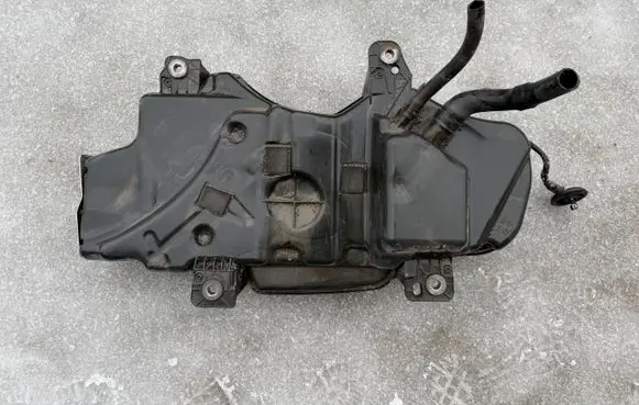 Audi Q5 SQ5 AdBlue liquid reservoir 80A131878AN
