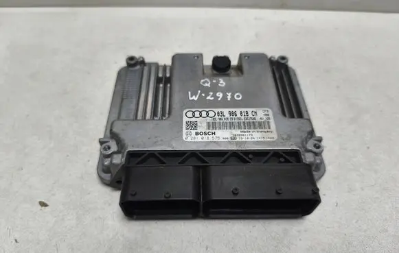 Audi Q3 8U Engine control unit/module 03L906018CM 03L906018ES