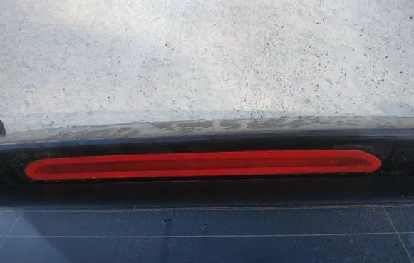 Volkswagen Golf V Third/center stoplight