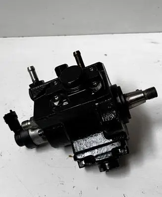 Opel Insignia A Fuel injection high pressure pump 0445010193 55571005 002970900134
