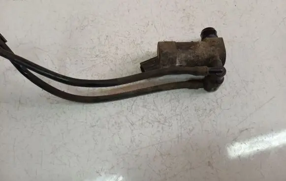 Ford Galaxy Windscreen/windshield washer pump 
