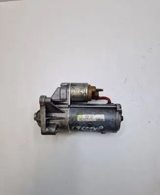 Renault Laguna II Starter motor D7R49