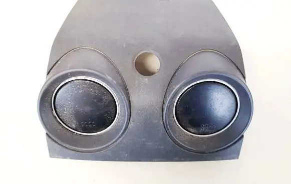 Dash center air vent grill