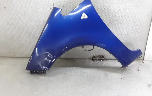 Mitsubishi Colt CZ3 Fender