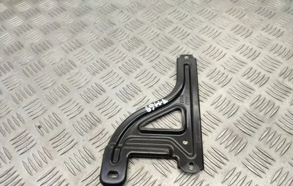 Ford Puma Holder (bracket) 718AA2