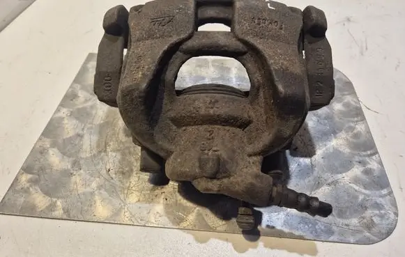 Ford S-MAX Front brake caliper 