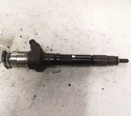 Mazda 6 Fuel injector R2AA13H50 R2AA