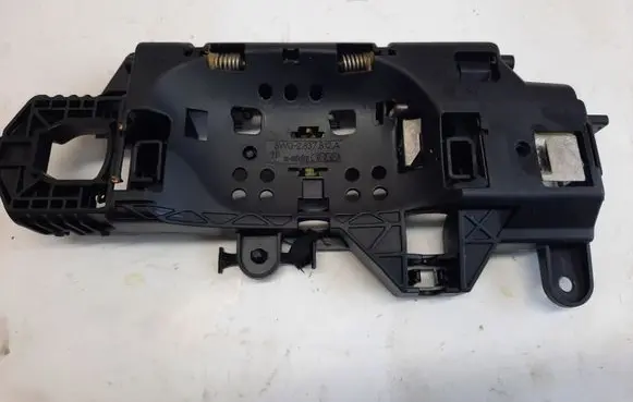 Audi A4 S4 B9 Front door exterior handle/bracket 8W02837812A