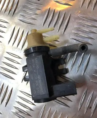Volkswagen PASSAT B6 Turbo solenoid valve 1K0906627A