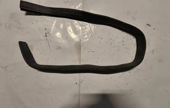 Mercedes-Benz E W212 Engine compartment rubber A2126280800