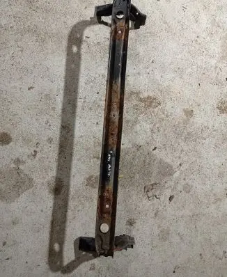 Volvo V40 Radiator mount bracket