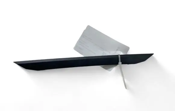Dashboard glove box trim