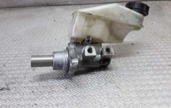 Toyota Yaris Master brake cylinder 03350887541