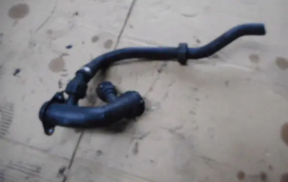 Mercedes-Benz E W212 Engine coolant pipe/hose A6512000451