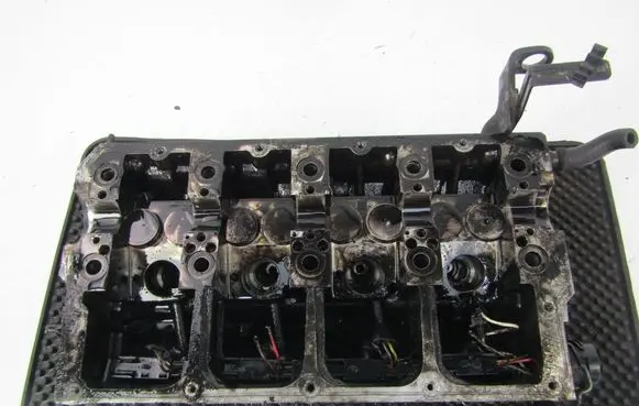 Skoda Octavia Mk2 (1Z) Engine head 038103373R