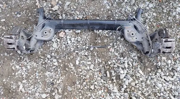 Nissan Juke II F16 Rear axle beam 