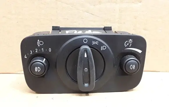 Ford Fiesta Light switch C1BT13A024CB 10099371