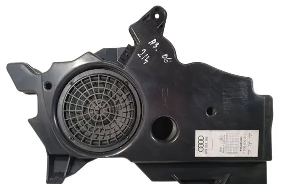 Audi A3 S3 8P Subwoofer speaker 8P3035382 7606500216