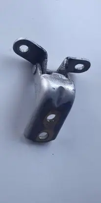Hyundai Santa Fe Front door upper hinge