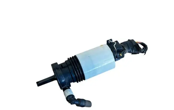 Volvo XC60 Windscreen/windshield washer pump 028284001 160304C 452069