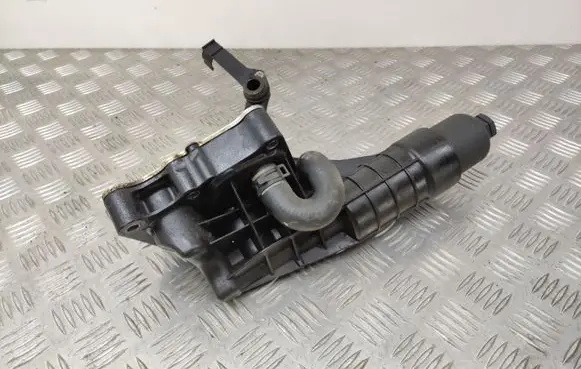 Mercedes-Benz E C207 W207 Oil filter mounting bracket A2711801210
