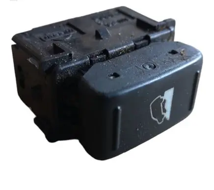 Nissan X-Trail T31 Other switches/knobs/shifts 8214B