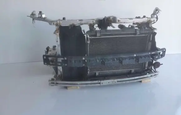 Suzuki Swift I Radiator support slam panel