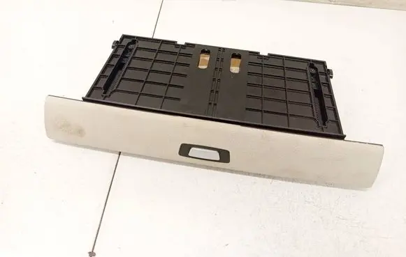 BMW 5 GT F07 Glove box 9199118 9142619