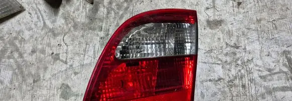Mercedes-Benz E W211 Tailgate rear/tail lights 379142 379608