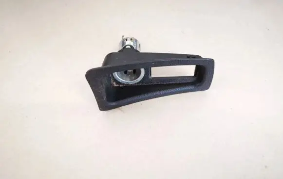 BMW 1 E81 E87 Cigarette lighter 51167132045 511671320459
