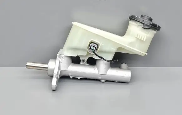 Honda Accord Master brake cylinder