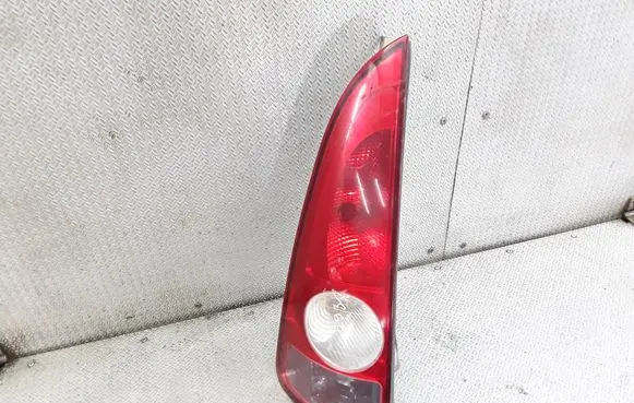 Renault Espace - Grand espace IV Rear/tail lights 8200027153
