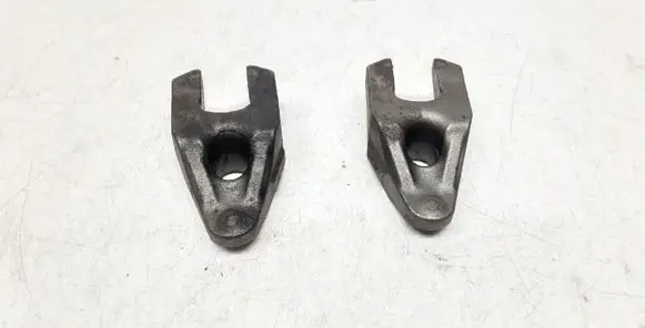 Volvo V40 Fuel Injector clamp holder 