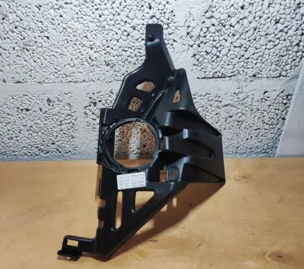 Lexus RX 330 - 350 - 400H Fog light bracket 521250E020