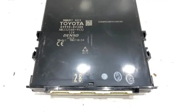 Toyota Auris E180 Other control units/modules 89990-02380