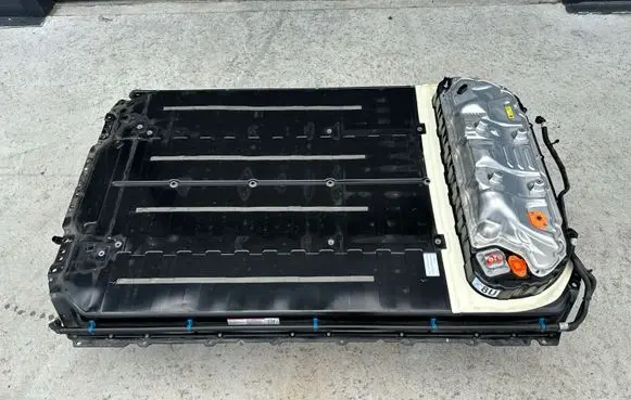 Tesla Model 3 Hybrid / electric car battery 166696899C