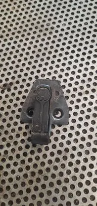 Citroen Berlingo Front door lock loop/hook striker 