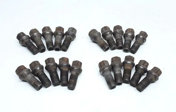 Nuts/bolts