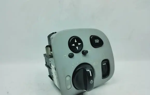 Mercedes-Benz C W203 Light switch A2035450504 06574716 04058511