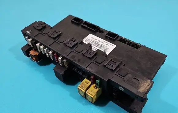 Mercedes-Benz C W203 Central body control module 0025459701 IMPRK1448888