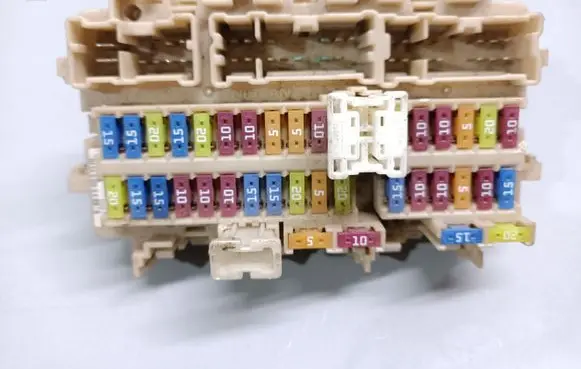 Fuse box cover